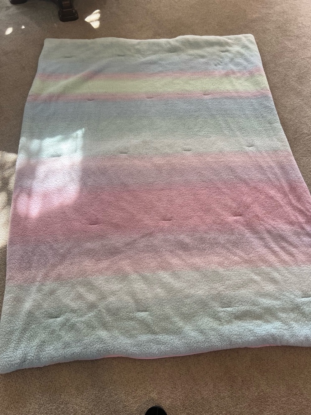 Sherpa fleece ,feminine Pastel Striped comforter and Pale Pink, twin , good con.